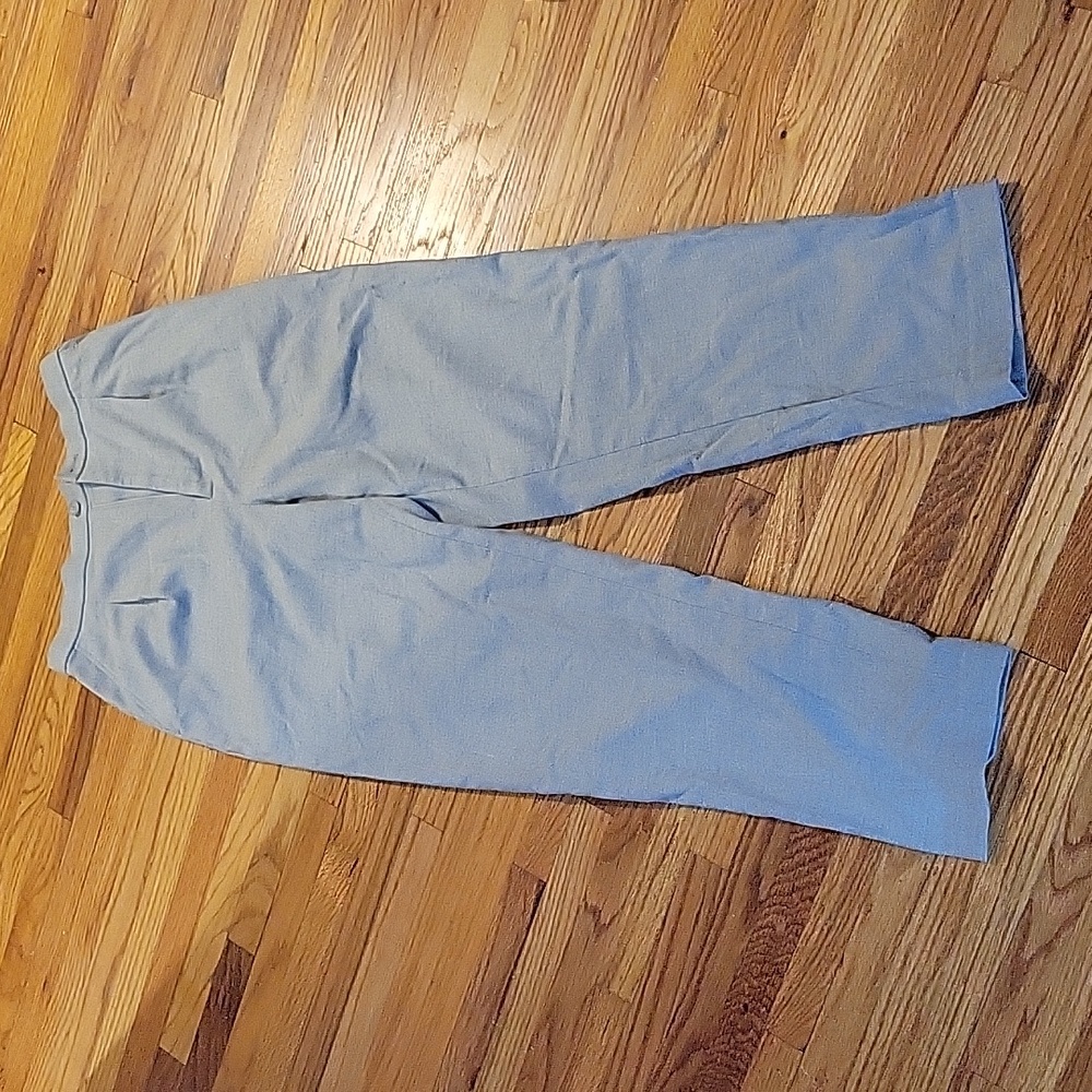 UNIQLO grey slacks